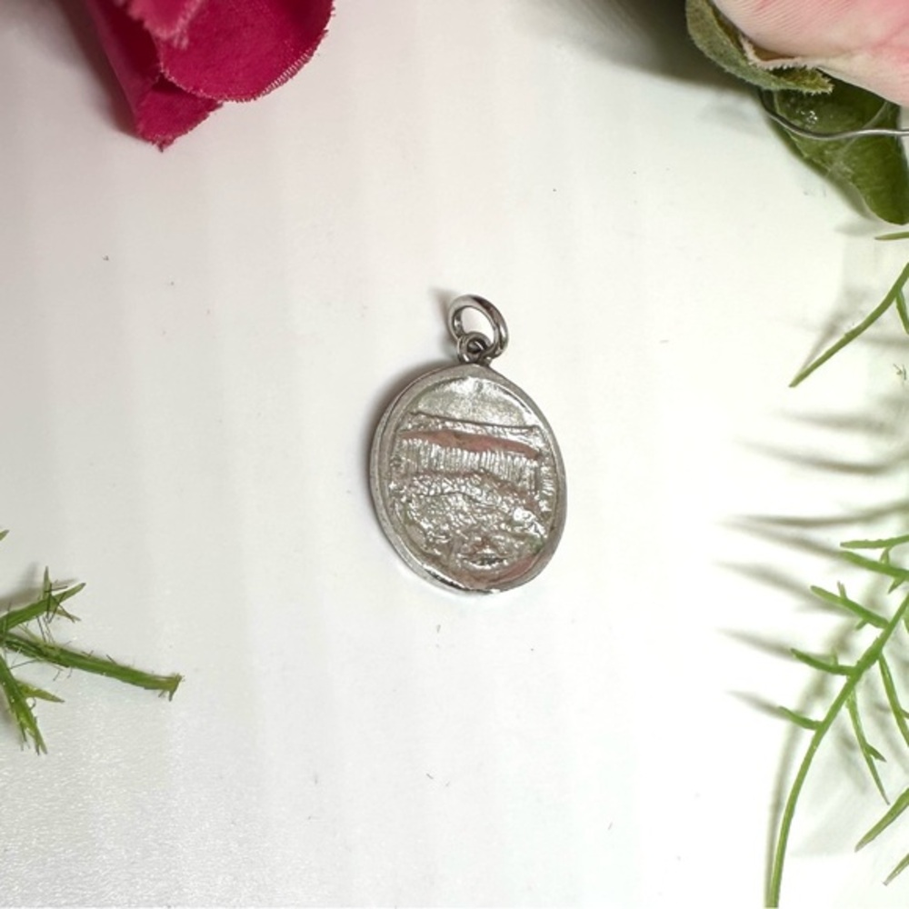 VINTAGE⚜️Sterling Silver Niagara Falls Charm Pendant
